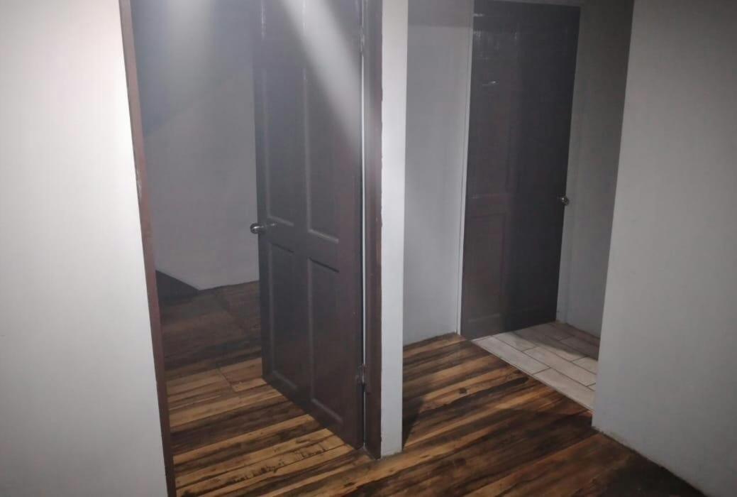 The Place Apartment Escazu Luaran gambar